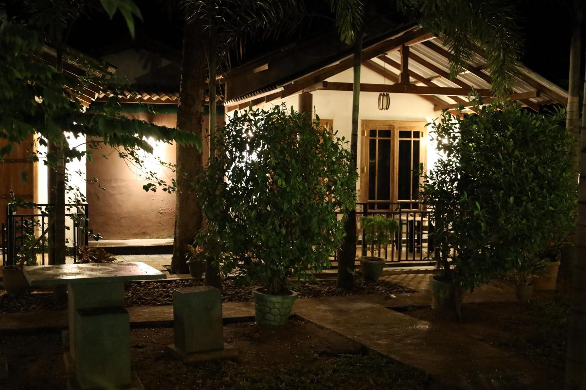 Max Safari Villa Udawalawe Exterior foto