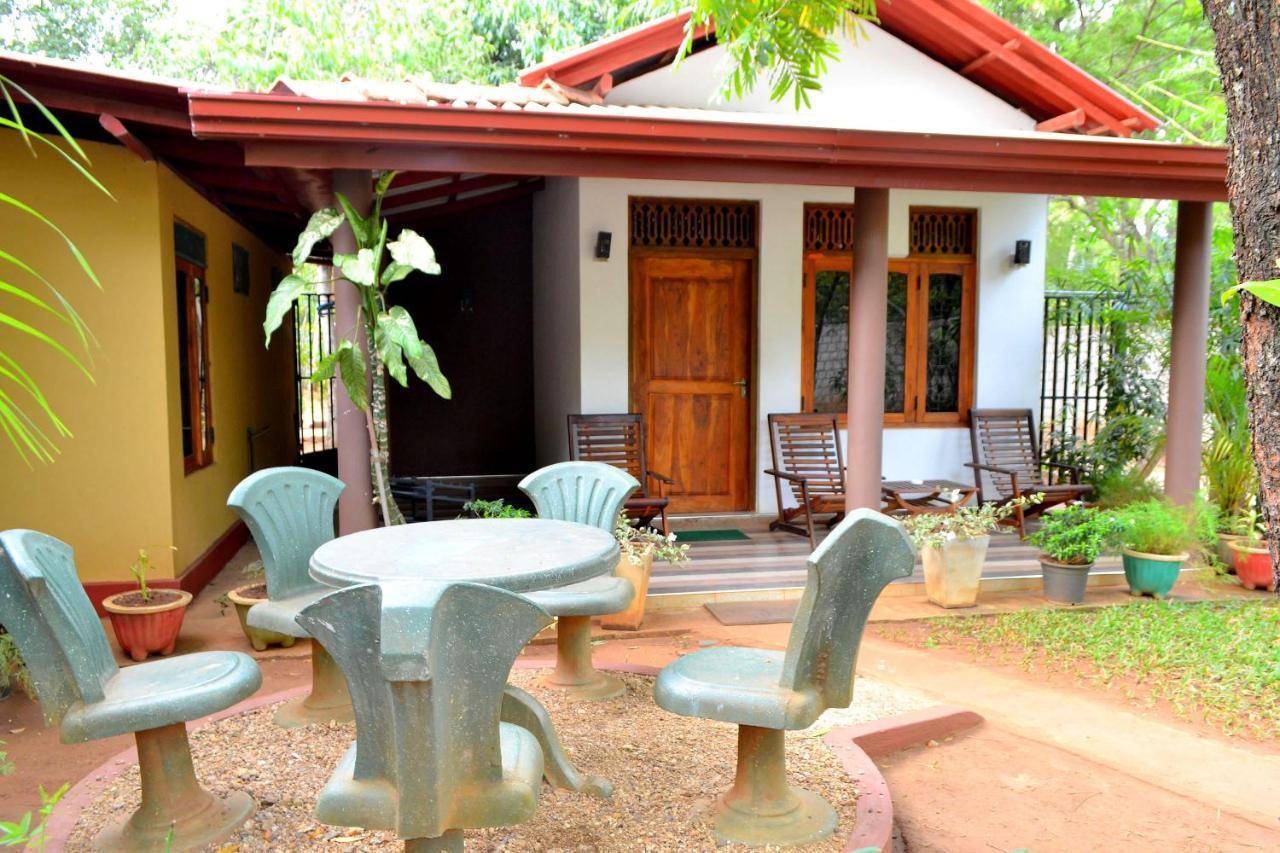 Max Safari Villa Udawalawe Exterior foto